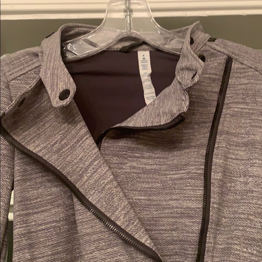Lululemon Jacket - Picture 3 of 3